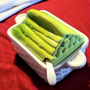 Himark asparagus tureen